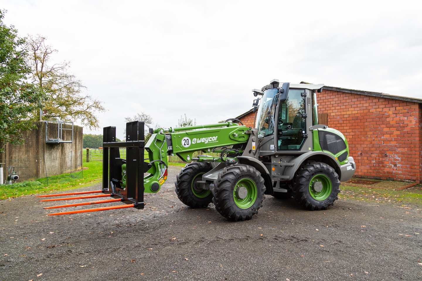 Weycor AR 480T Agrarline Lato sinistro